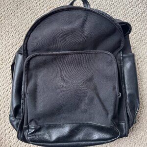 The Backpack in Black